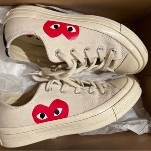 AUTHENTIC Comme des Garcon PLAY x Converse Chuck Taylor All Star Low Tops